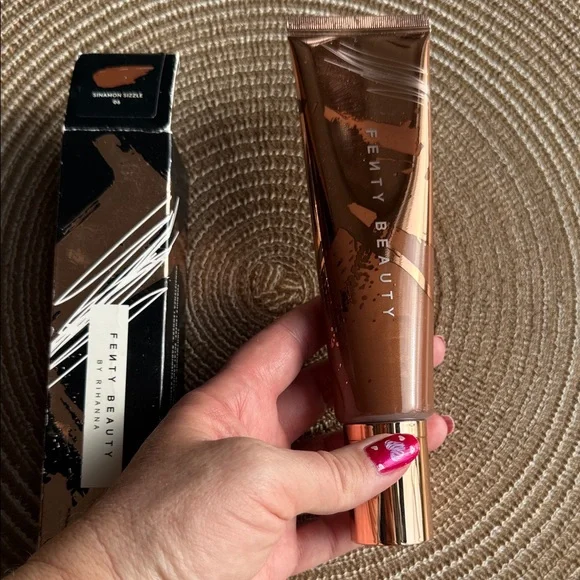 NEW Fenty Beauty by Rihanna - Body Sauce Body Luminizing Tint - Sinamon Sizzle - Picture 11 of 11